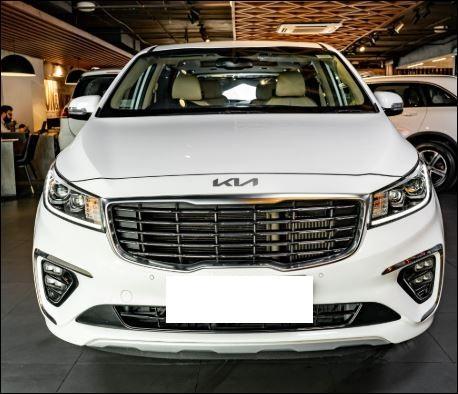 Kia Carnival Limousine Plus 7 STR 2022