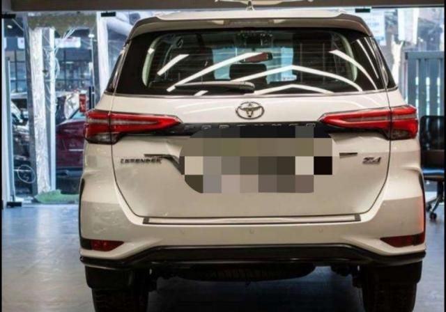 Toyota Fortuner Legender 2.8 4x4 AT 2023