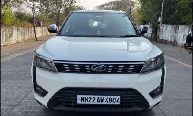 Mahindra XUV300 W6 Diesel 2022