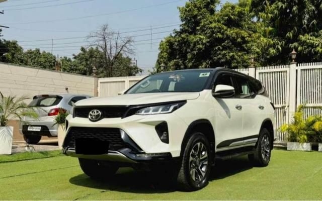 Toyota Fortuner Legender 2.8 4x2 AT 2022