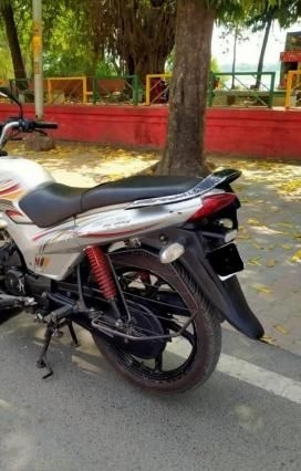 Mahindra Centuro NXT 110cc 2016