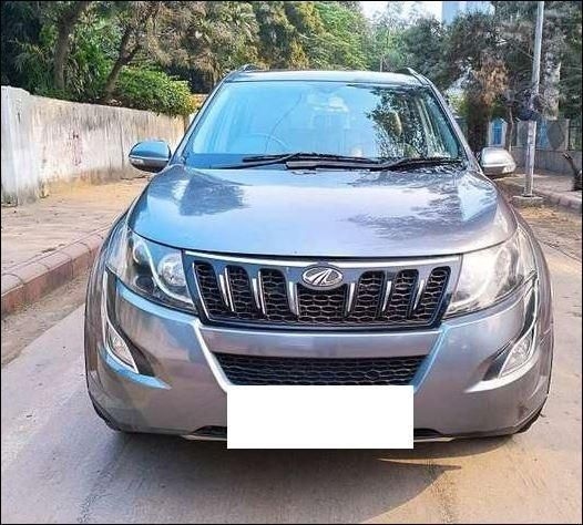 Mahindra XUV500 W10 AWD AT 2017