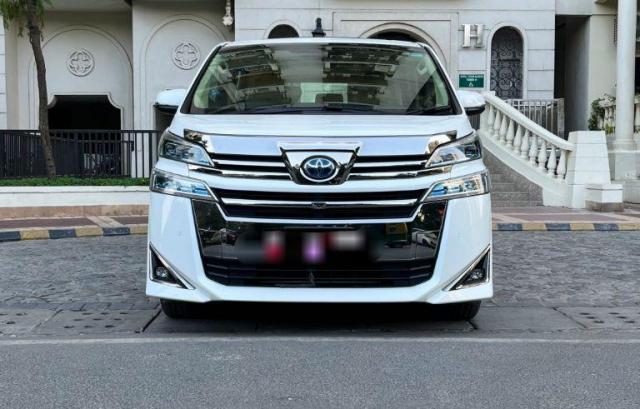Toyota Vellfire VIP Executive Lounge 2023