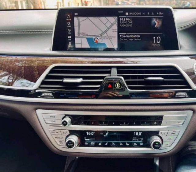 BMW 7 Series 740 Li M Sport 2021