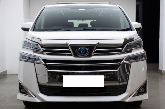 Toyota Vellfire Hybrid BS6 2021