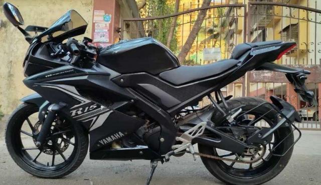Yamaha YZF-R15 V3 150cc Darknight edition BS6 2021