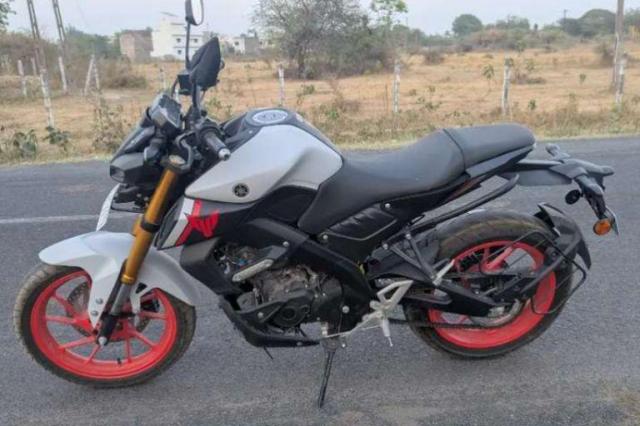 Yamaha MT 15 V2 Deluxe 2024