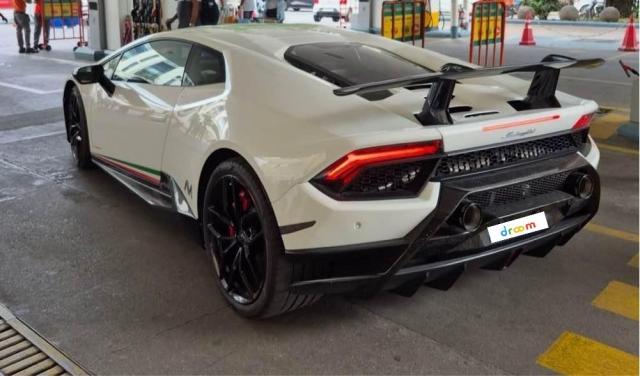 Lamborghini Huracan Performante 2020