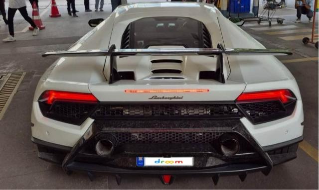 Lamborghini Huracan Performante 2020