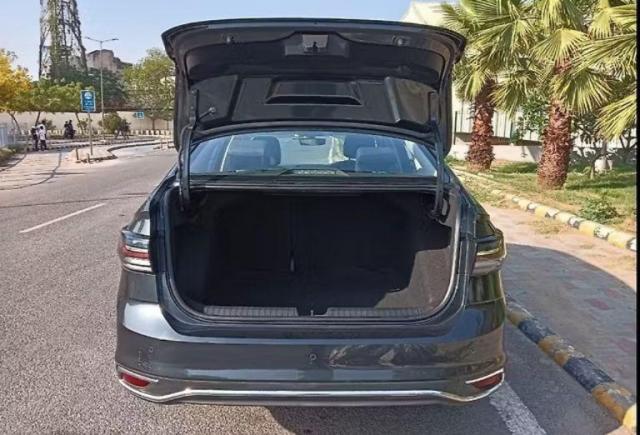 Volkswagen Virtus Topline 1.0L TSI AT 2023