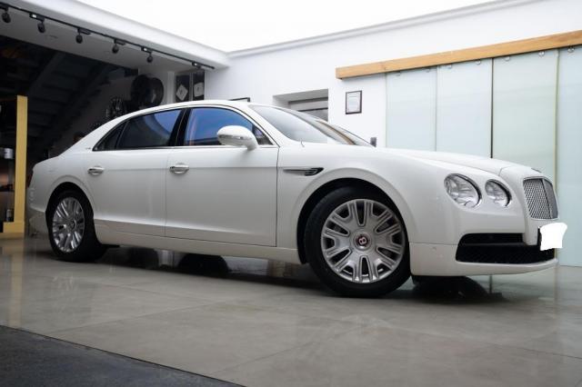 Bentley Flying Spur V8 2018