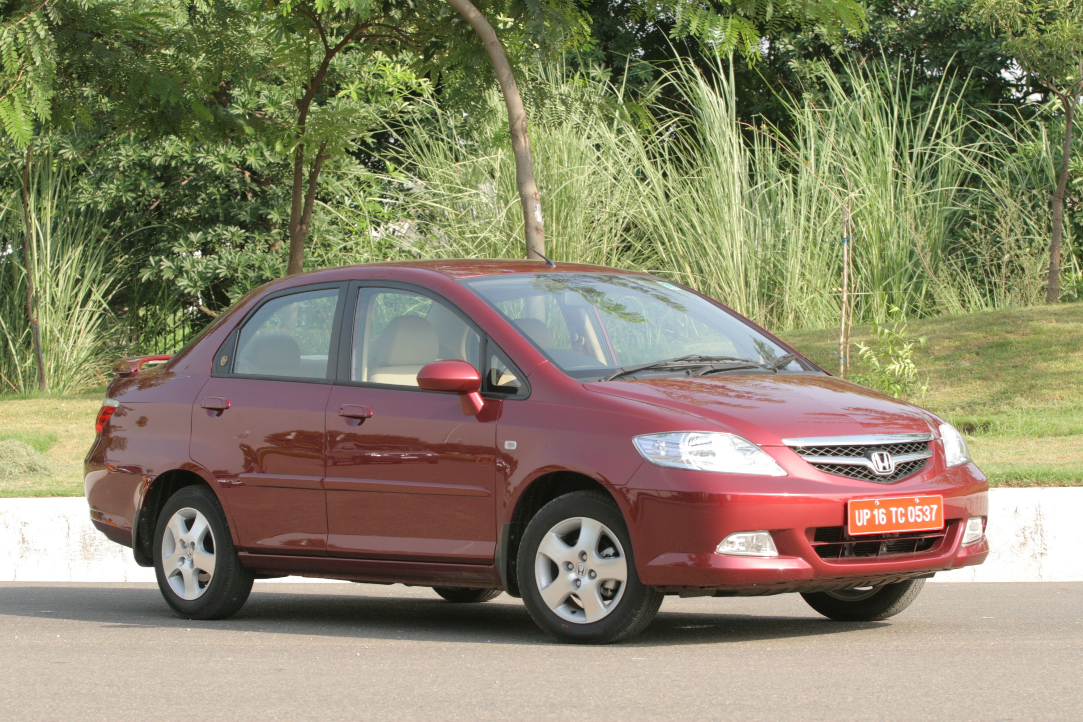 Honda City Zx Exi Price Incl Gst In India Ratings