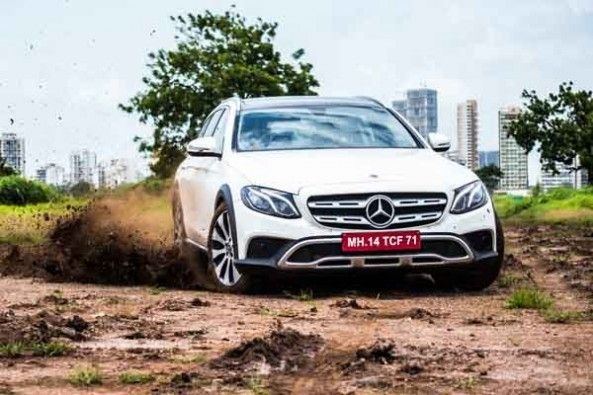 The All-Terrain can traverse through mud thanks to 4MATIC