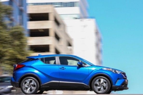 The C-HR performs good in the city, but lacks the punch on the highway