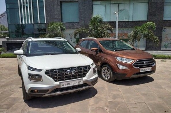 White Color Hyundai Venue and Copper Color Ford EcoSport Front Profiles