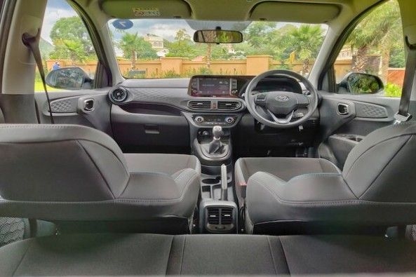 Hyundai Grand i10 NIOS Front Seats and Steering Wheel
