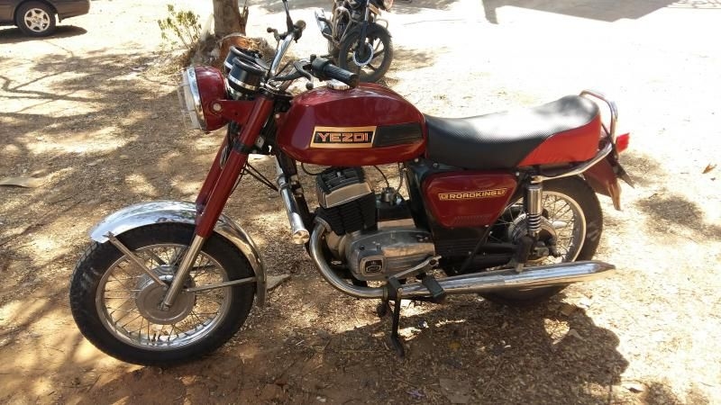 Ideal Jawa Yezdi Roadking Vintage Bike For Sale In Bangalore Id 1415585837 Droom