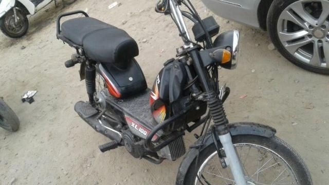 TVS XL 100cc Heavy Duty Price (incl. GST) in India,Ratings, Reviews ...