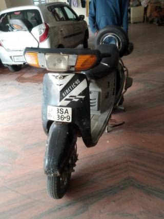 kinetic scooty price