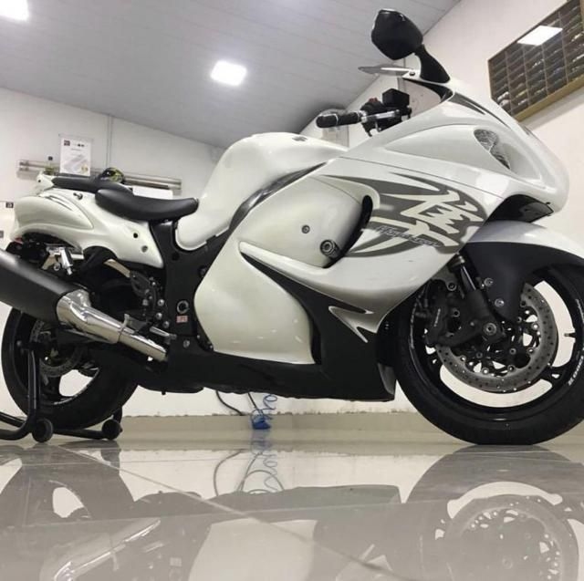 Used Suzuki Hayabusa Gsx1300r In Mumbai With Warranty Loan And Ownership Transfer Available Bikes4sale