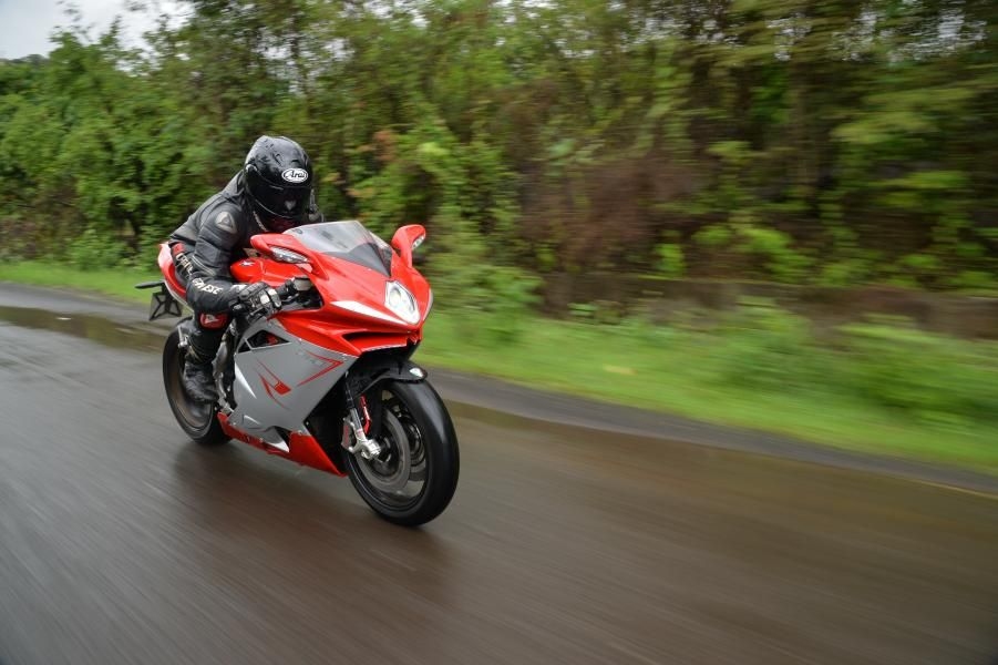 MV Agusta F4 RC Price (incl. GST) in India,Ratings ...