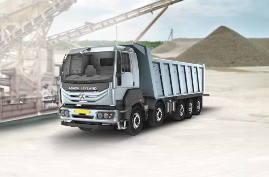 Ashok Leyland Avtr 4220-10x2 2022 6600/26m3/Box