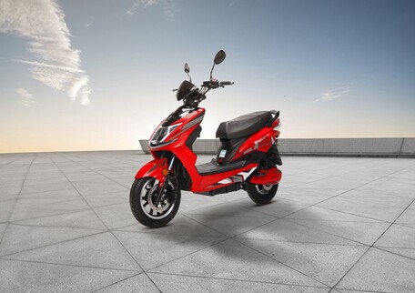 Okaya Motofaast 2024 STD