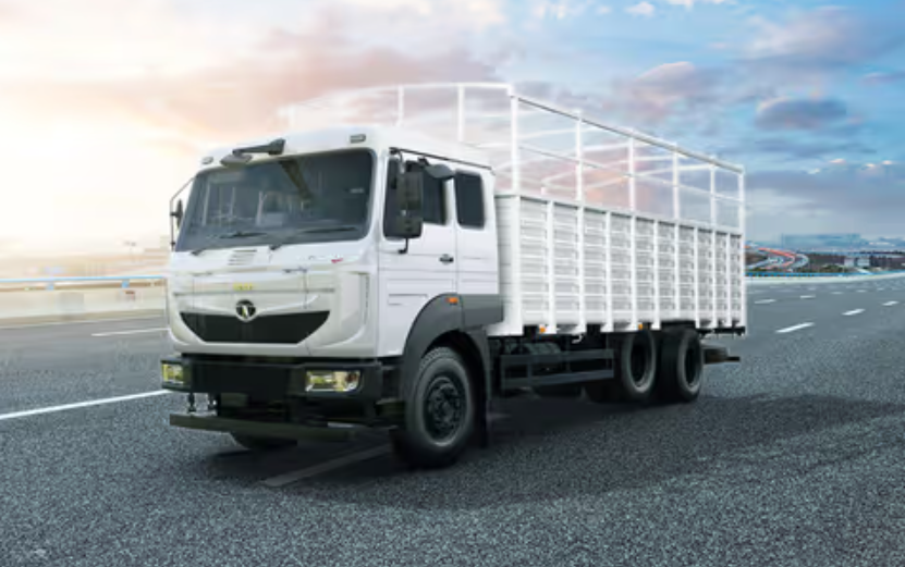 Tata Lpt 3118 2022 6205/COWL